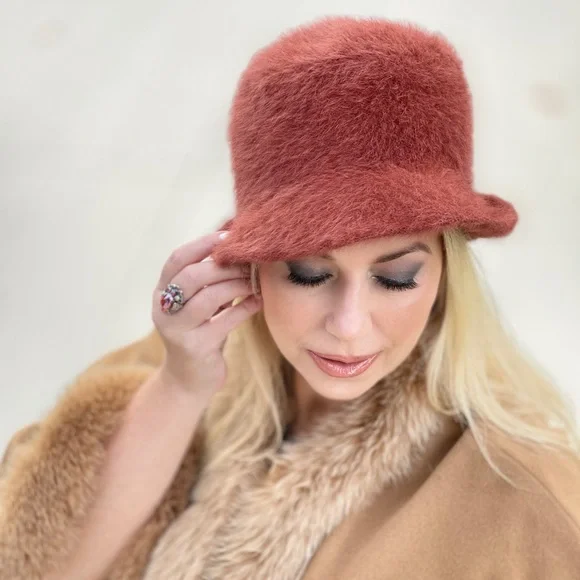 1960’s hat - Picture 1 of 6